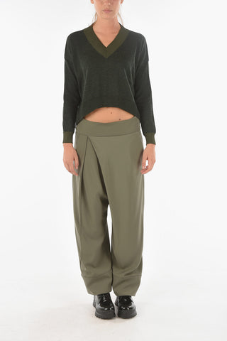 Two-tone SWAPS Crop Sweater with V neckline
