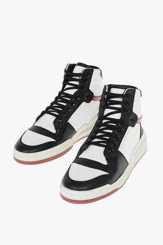 Sneakers Alte in Pelle Traforate con Logo Stampato
