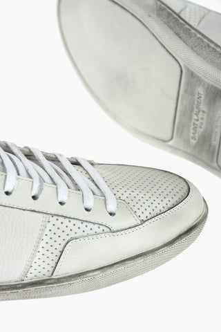 Sneakers Alte in Pelle Traforate con Logo Stampato