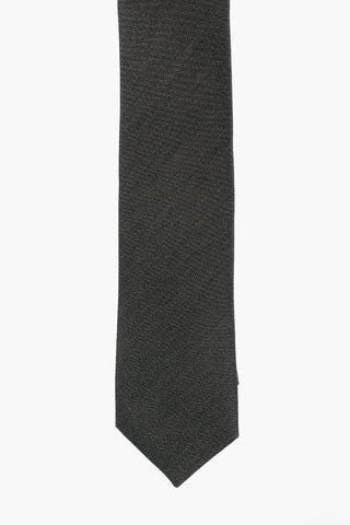 solid color tie