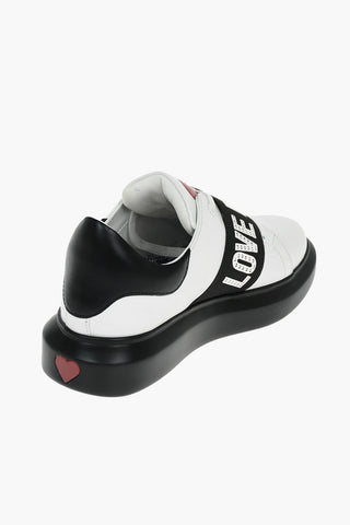 LOVE Sneakers in Pelle con Borchie