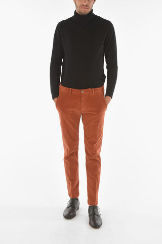 Pantaloni chino MARAIS.L. in velluto a coste
