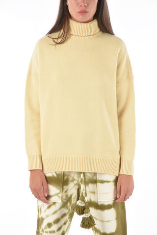 oversized turle-neck sweater
