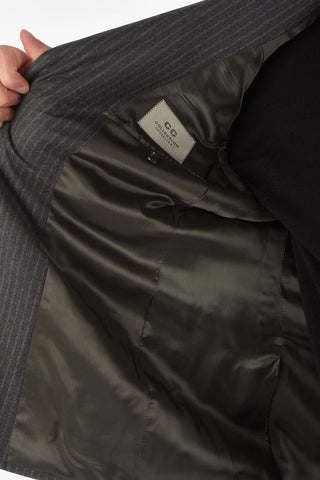 CC COLLECTION pinstriped virgin wool RIGHT side vents 2-button suit drop 7R