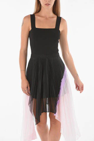 Vestito asimmetrico con dettagli plissè