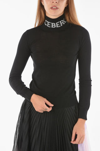 Maglia in lana vergine a collo alto