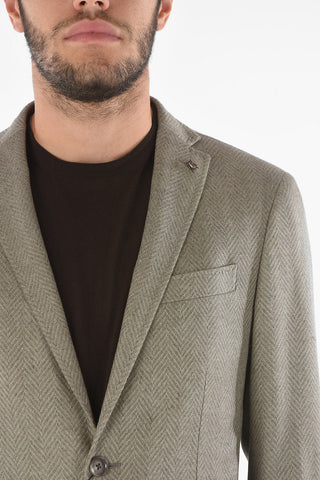 CC COLLECTION Herringbone Patterned RIGHT Blazer with Iconic Beetle Brooch
