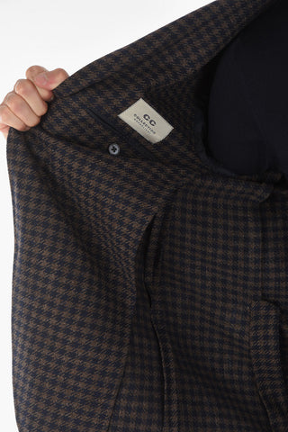 CC COLLECTION Shephard's Checkered RIGHT Blazer with Iconic Beetle Brooch
