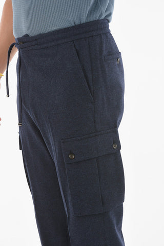 Pantaloni in Lana Vergine con Elastico in Vita e Maxi Tasche Laterali