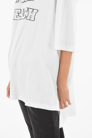 T-shirt asimmetrica con spacchi laterali
