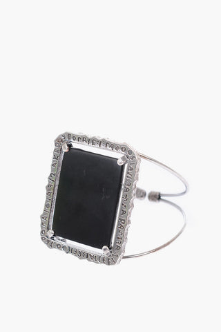 Bracciale Cuff Maya con Scritte in Rilievo