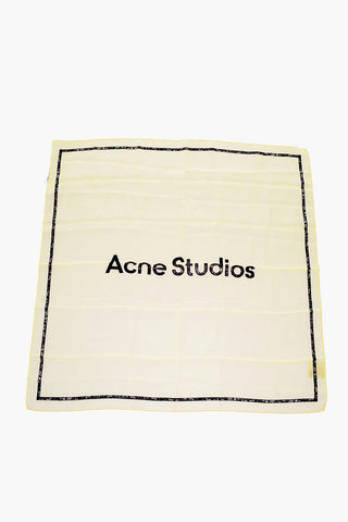 Foulard in seta con logo stampato