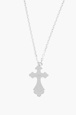 collana in argento con pendente a croce