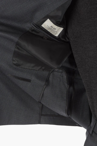 CC COLLECTION side vents peak lapel 3-button double breasted suit