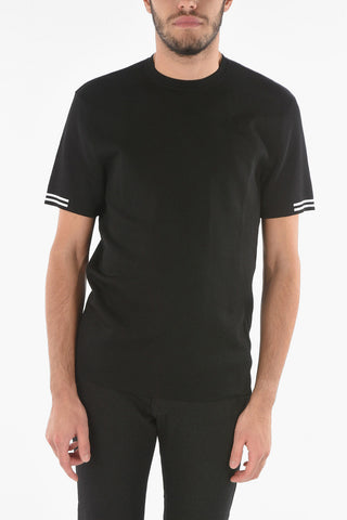 Stretched T-shirt with Contrasting Bands