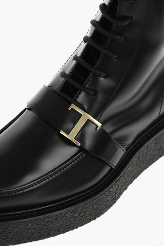 Leather Combat Boots With Platform Sole And Buckle