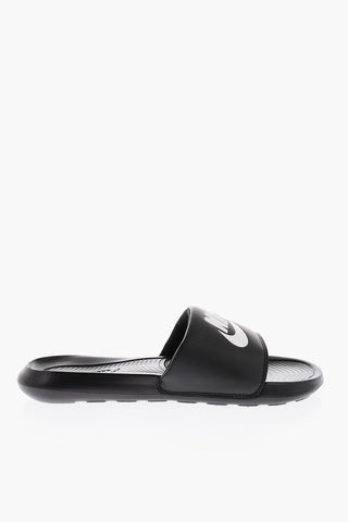 Contrasting Logo Rubber VICTORI ONE Slide