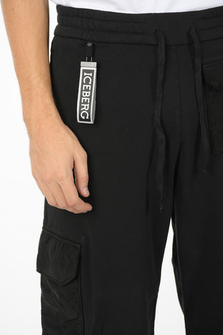 Joggers cargo a tinta unita con elastico in vita