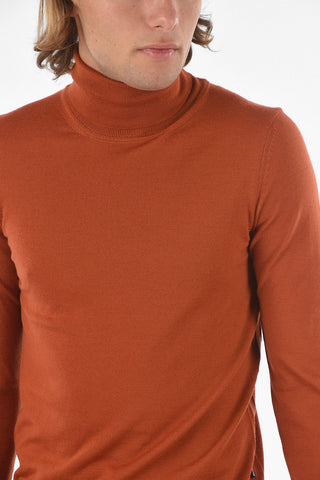 Virgin Wool Turtle neck Sweater