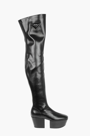 Stivali alla coscia in Ecopelle Tech con Suola Statement e Logo Iconico in Rilievo 7cm