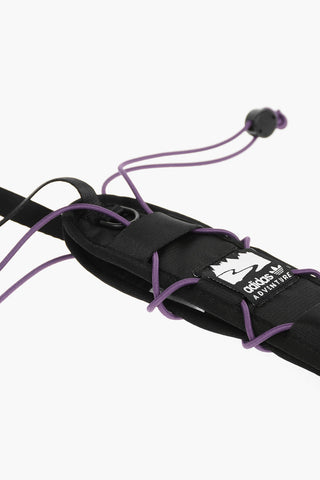 contrasting laces bottle holder