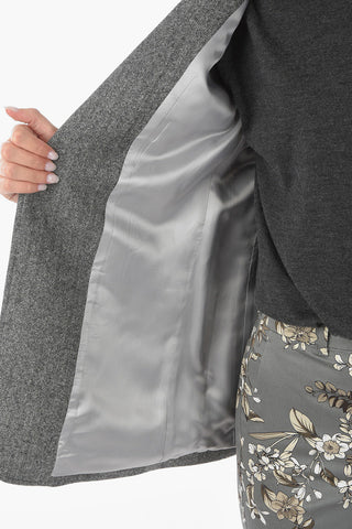 Blazer Foderato in Herringbone di Lana con Revers Classico