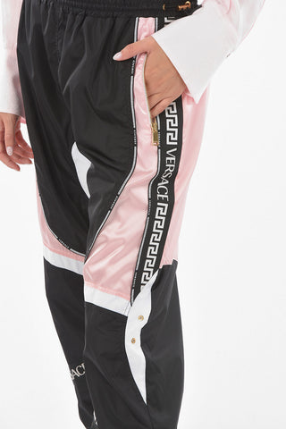 Joggers in Nylon con Bande Laterali Logate