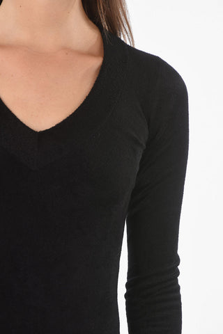 V-neck Long Sleeved Stretchy Body