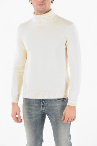 Extrafine Merino Wool Turtleneck Sweater