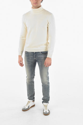 Extrafine Merino Wool Turtleneck Sweater
