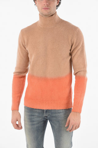Gradient Two-tone Turtleneck Sweater