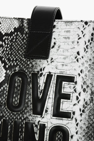 LOVE Tote Bag aus Kunstleder mit Schlangen-Effekt