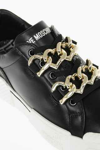 LOVE Contrasting Sole Leather TEXTURE50 Low-Top Sneakers with Embellished Chain
