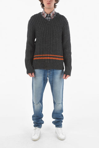 Lamb Wool V-neck Sweater