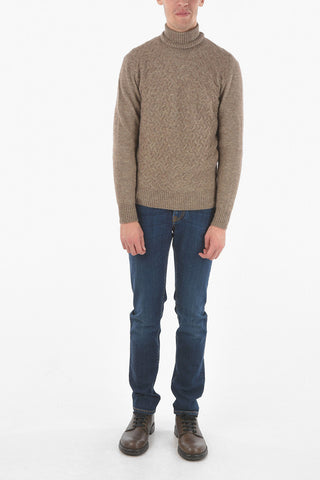 Pullover a Collo Alto in Misto Lana Aran