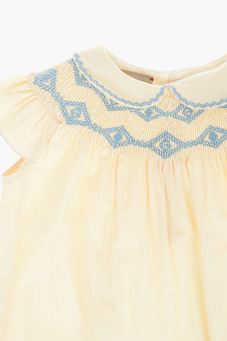 vestito a manica corta con ricami geometrici