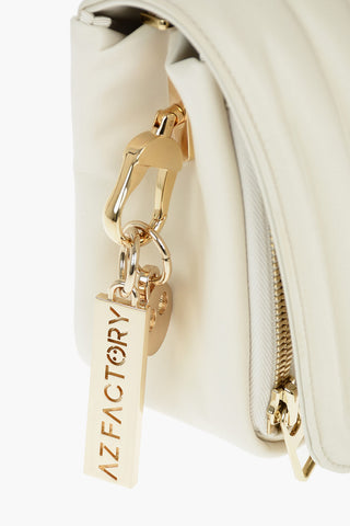 LOVE Borsa A Tracolla Con Catena E Lettering In Rilievo