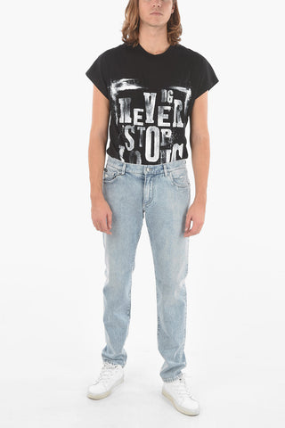 Jeans Slim Fit Lavaggio Chiaro con Placca Logata 17cm