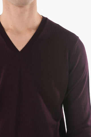 Maglia in Lana Vergine con Collo a V