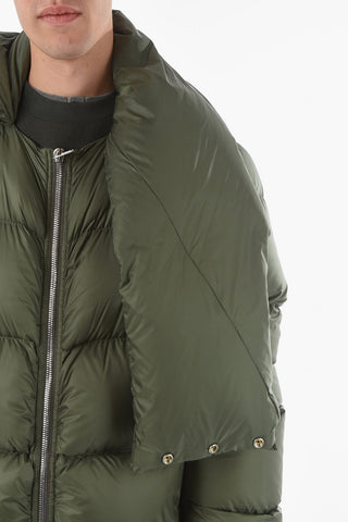 Giubbotto in Piumino MOUNTAIN Oversize con Abbottonatura sul Retro
