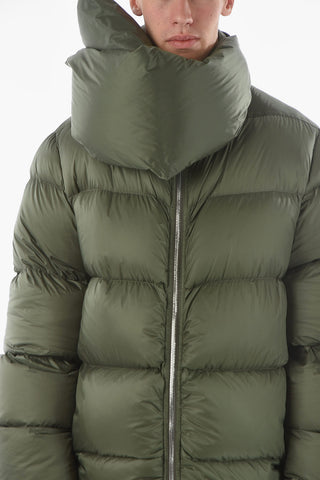Giubbotto in Piumino MOUNTAIN Oversize con Abbottonatura sul Retro
