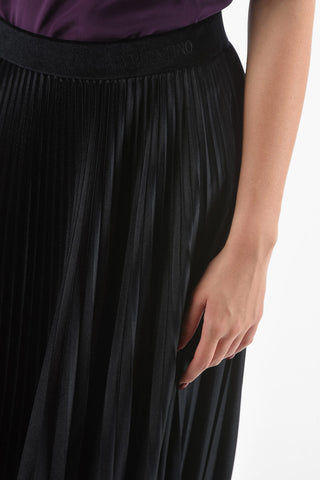 Velour Pleated Skirt ith Elastic Waist 
