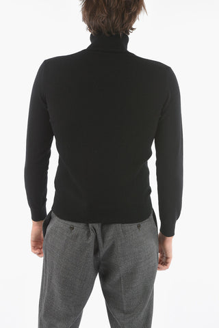 Cashmere Turtle-neck Sweater