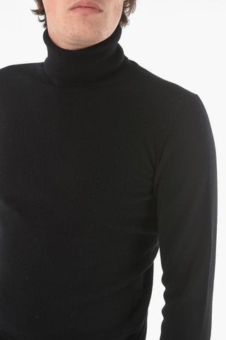Cashmere Turtle-neck Sweater
