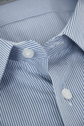 CC COLLECTION Spread Collar Pinstriped Motif Slim Fit Shirt