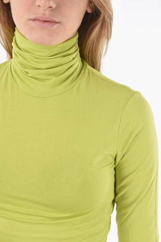Turtle-neck Stretchy Fabric Sweater