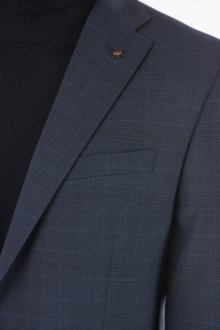 CC COLLECTION Glen-checkered REFINED Suit with Beetle Brooch