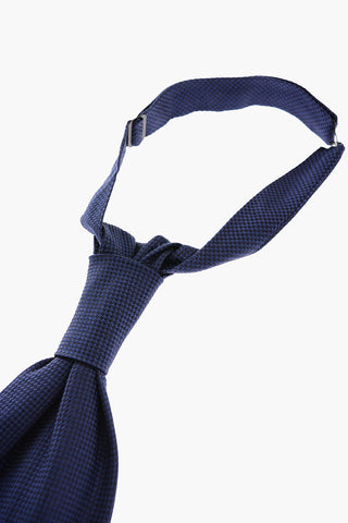 CC COLLECTION Cravatta Ascot in Seta a Tinta Unita
