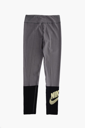 Eng anliegende Leggings mit kontrastierendem Logoprint