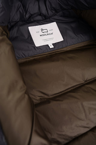Solid Color SIERRA Down Jacket with Removable Hood and Sleeve